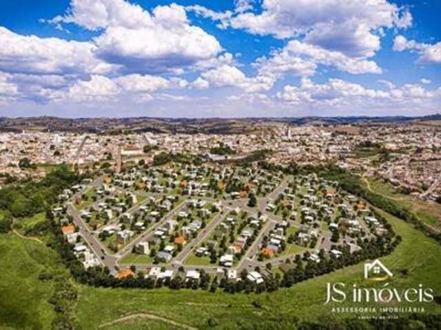 Venda em Loteamento Araucária - Muzambinho