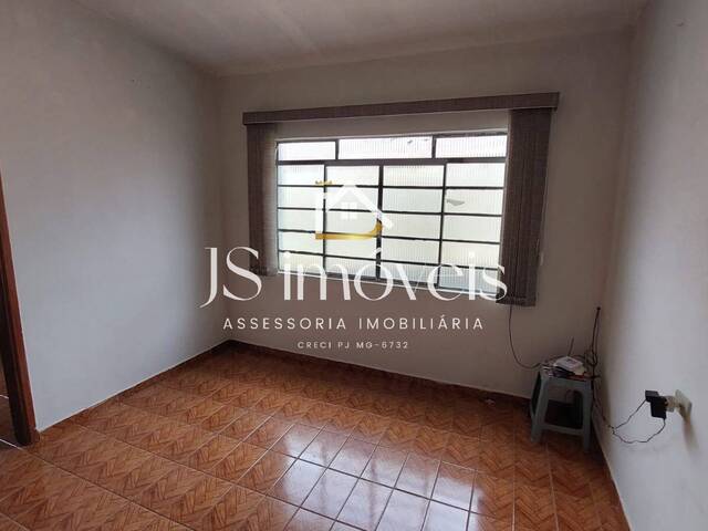 #1100 - Casa para Locação em Muzambinho - MG - 3