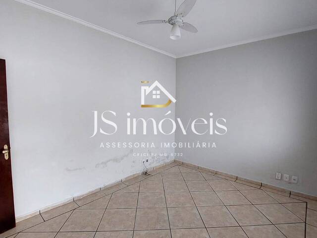 Casa para Locação em Muzambinho - 2