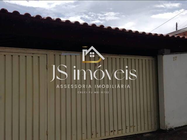#1015 - Casa para Locação em Muzambinho - MG - 1