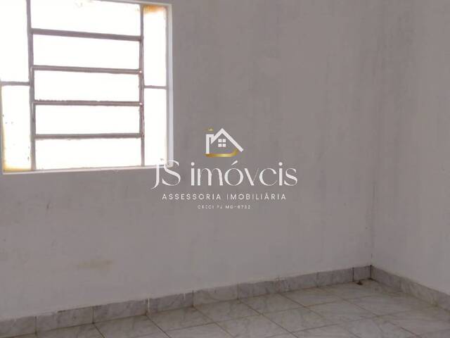 #1015 - Casa para Locação em Muzambinho - MG - 3