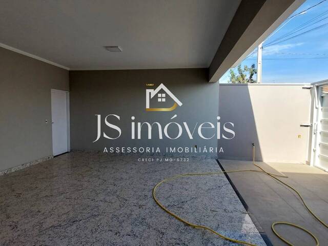 #1137 - Casa para Locação em Muzambinho - MG - 3