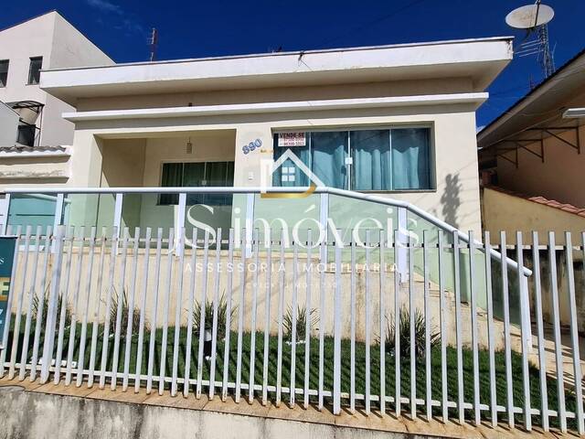 #344 - Casa para Venda em Muzambinho - MG