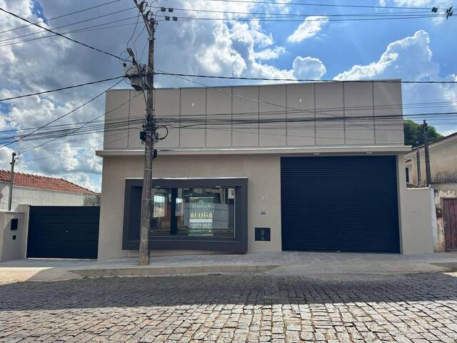 #1150 - Barracão para Locação em Muzambinho - MG