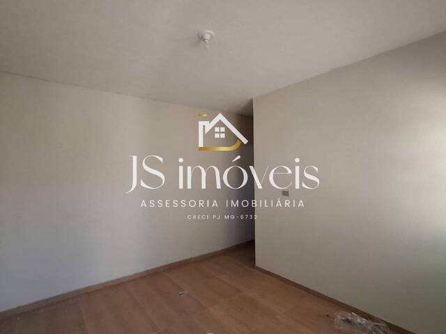 #1174 - Casa para Locação em Muzambinho - MG - 2