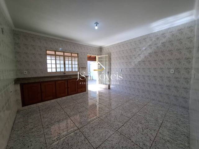 Casa para Venda em Muzambinho - 4