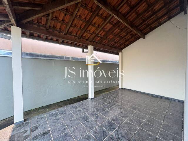 #1197 - Casa para Locação em Muzambinho - MG - 2